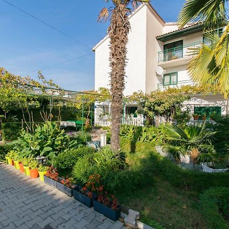 Apartments Branko Vodice Exterior photo