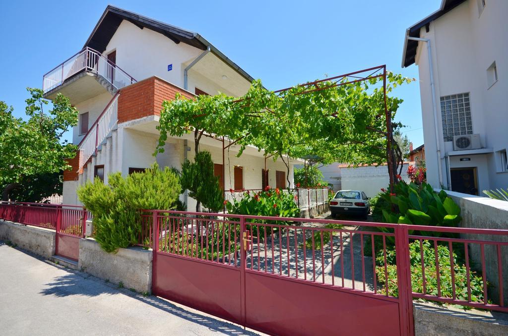 Apartments Branko Vodice Exterior photo