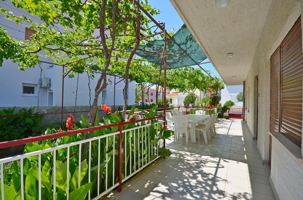 Apartments Branko Vodice Exterior photo