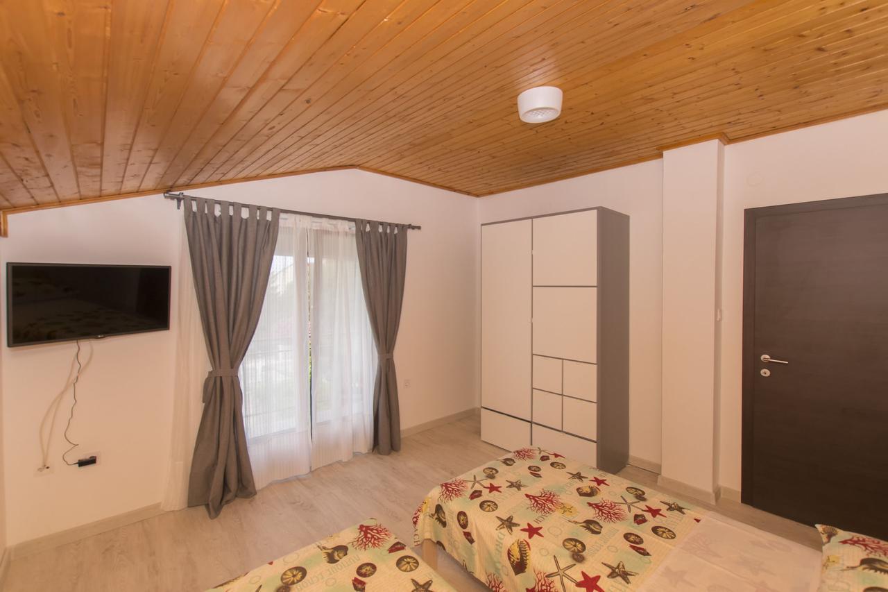 Apartments Branko Vodice Exterior photo