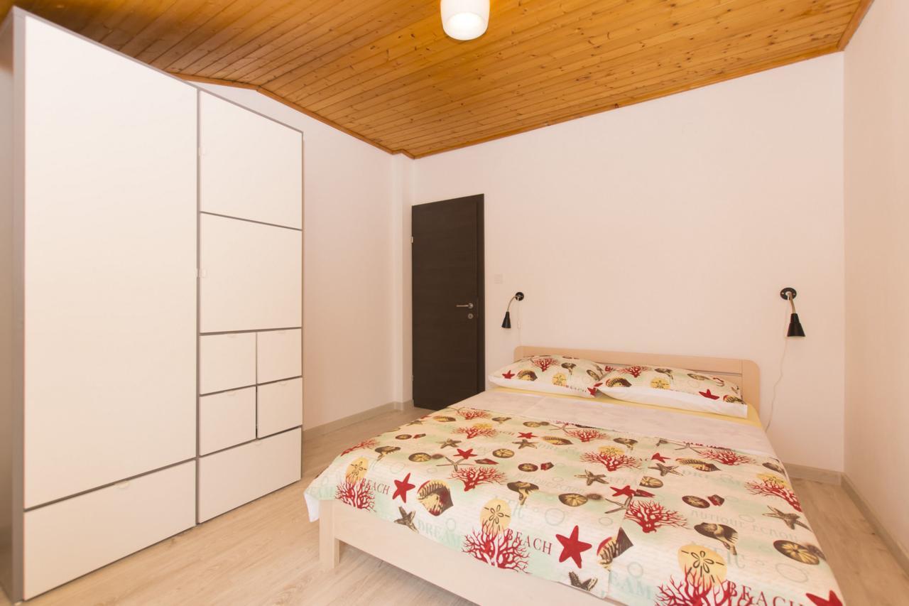 Apartments Branko Vodice Exterior photo