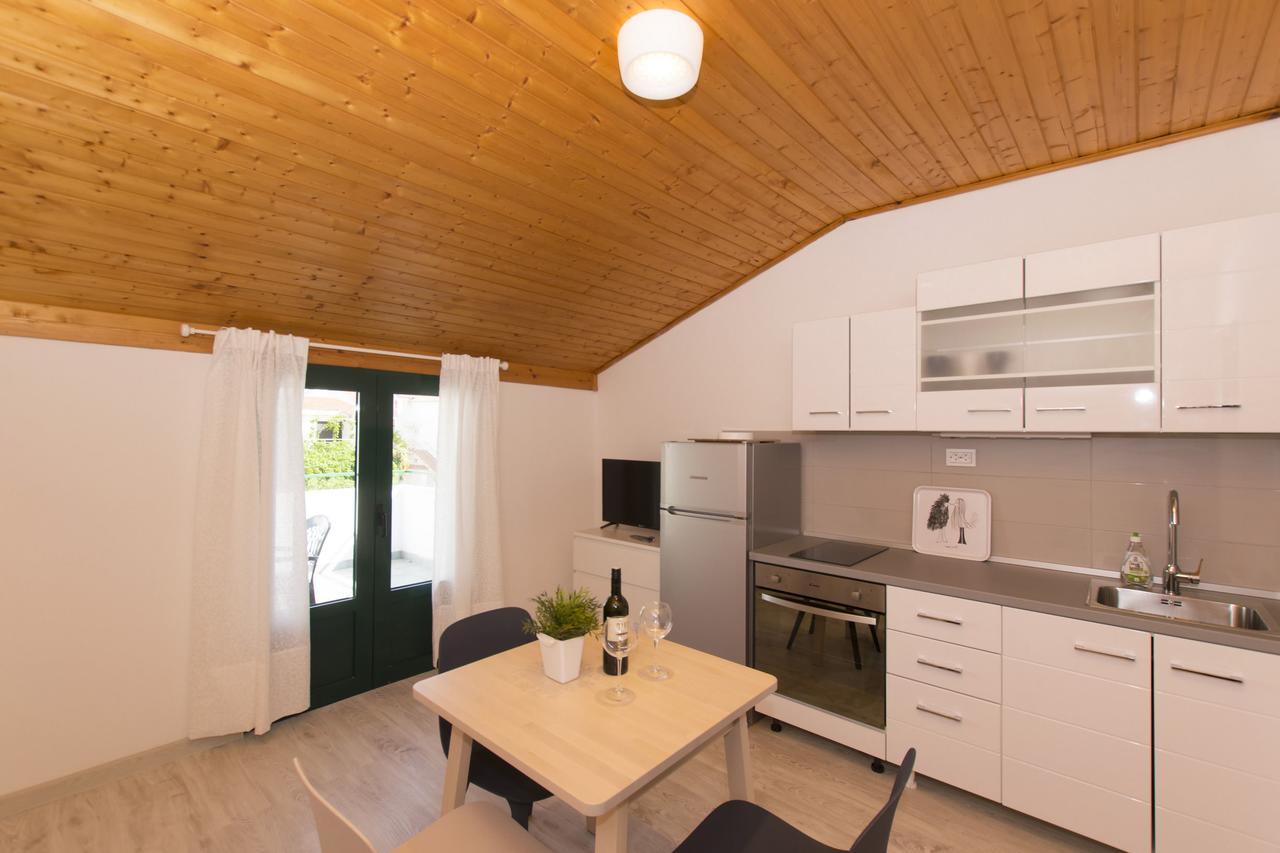 Apartments Branko Vodice Exterior photo