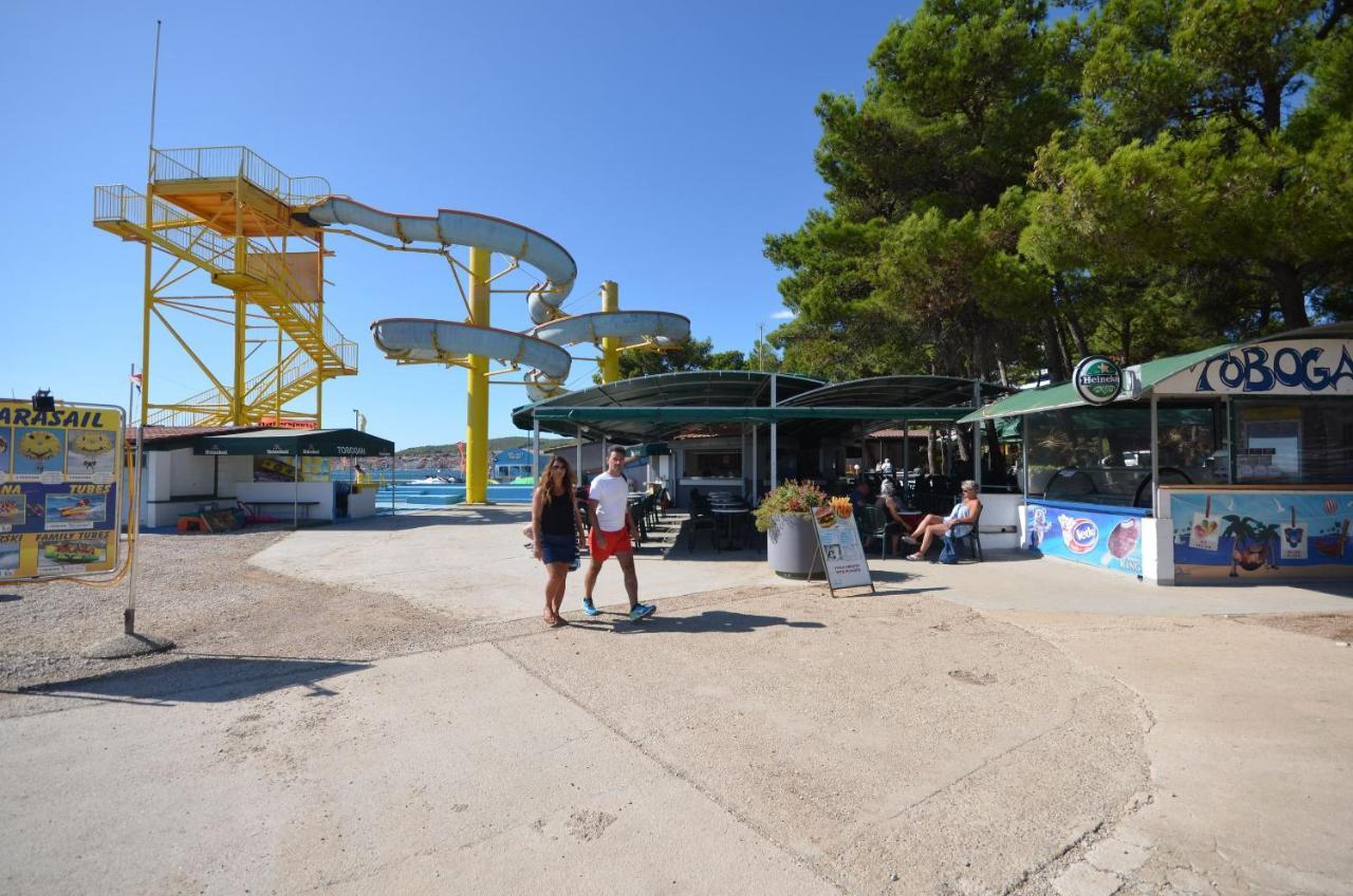 Apartments Branko Vodice Exterior photo