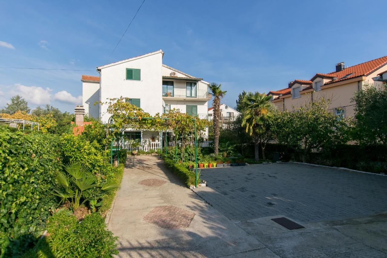 Apartments Branko Vodice Exterior photo